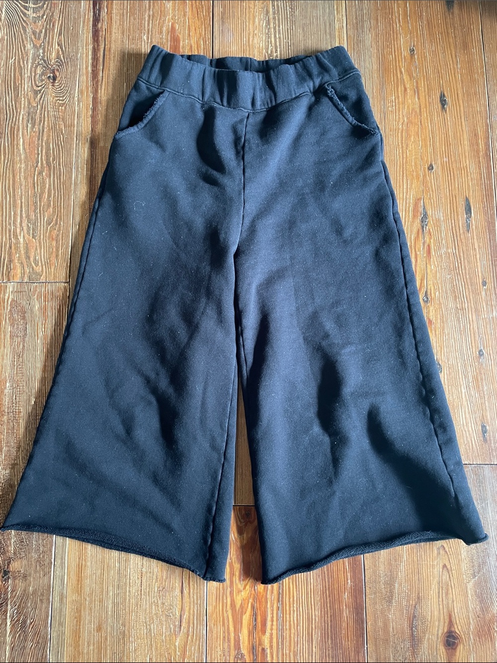 FRANK & EILEEN Black Wide Leg Capri Joggers organic cotton Sweats Small